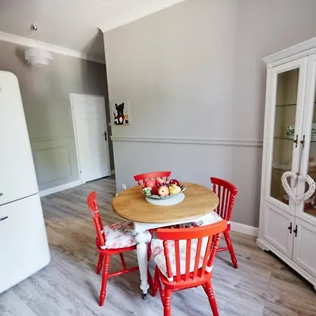 Bezowy De Lux Dla 4 Osob Katowice Apartment Chorzow