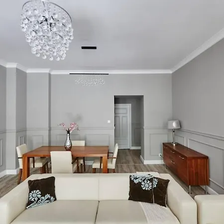 Apartment Bezowy De Lux Dla 4 Osob Katowice Chorzow