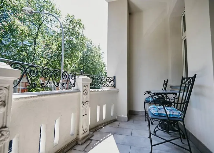 Bezowy De Lux Dla 4 Osob Katowice דירה *